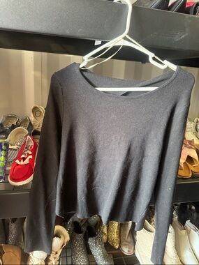 Impressions Black Women's Long-Sleeve Sweatshirt